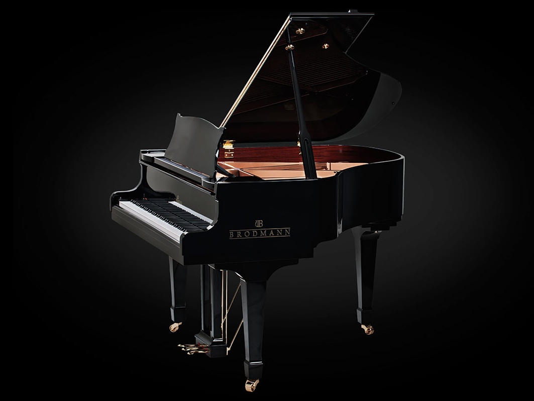 Brodmann CE 148 Baby Grand Piano